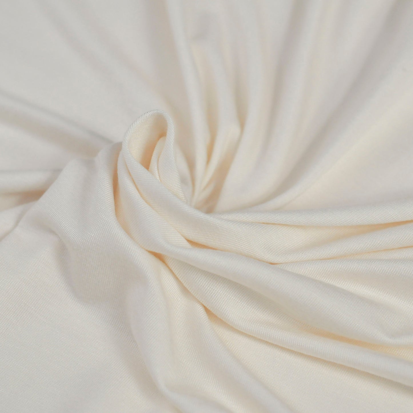 95% Bamboo, 5% Elastane Single Jersey - Ivory (2SP470)